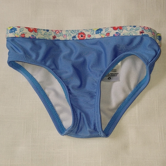 Baby Swimsuit Set - Picture 8 of 10